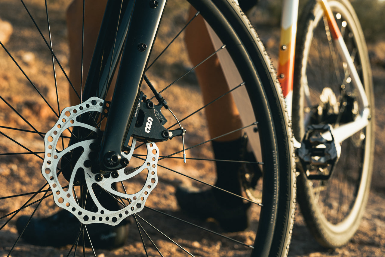 Carbon All-Road - White / Ember (650b / 700c)