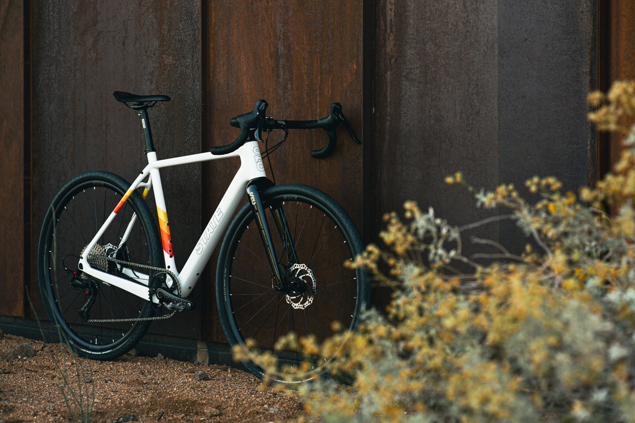 Carbon All-Road - White / Ember (650b / 700c)