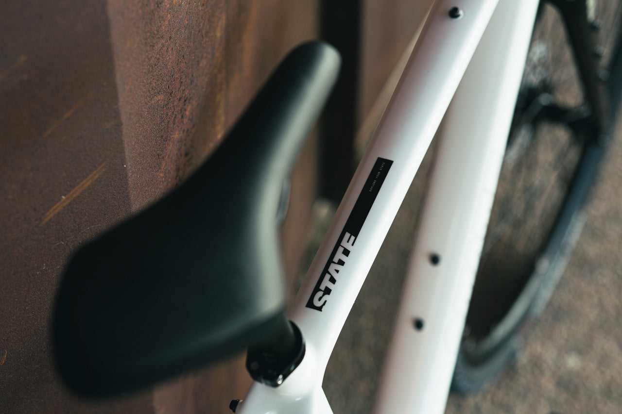 Carbon All-Road - White / Ember (650b / 700c)