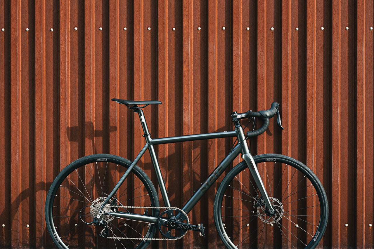 Undefeated Disc Road - Graphite / Prism